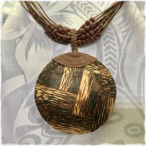 Coconut Wood Brown Choker